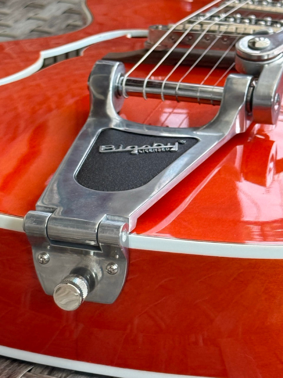 Gretsch GT4520T electric acoustic guitar